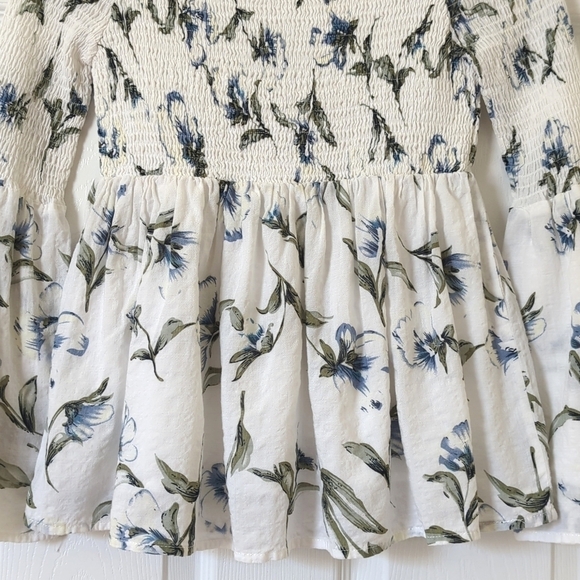 Lucca Boho Chic Floral Smocked Off Shoulder Long Bell Sleeve Flared Top White M - Picture 8 of 12